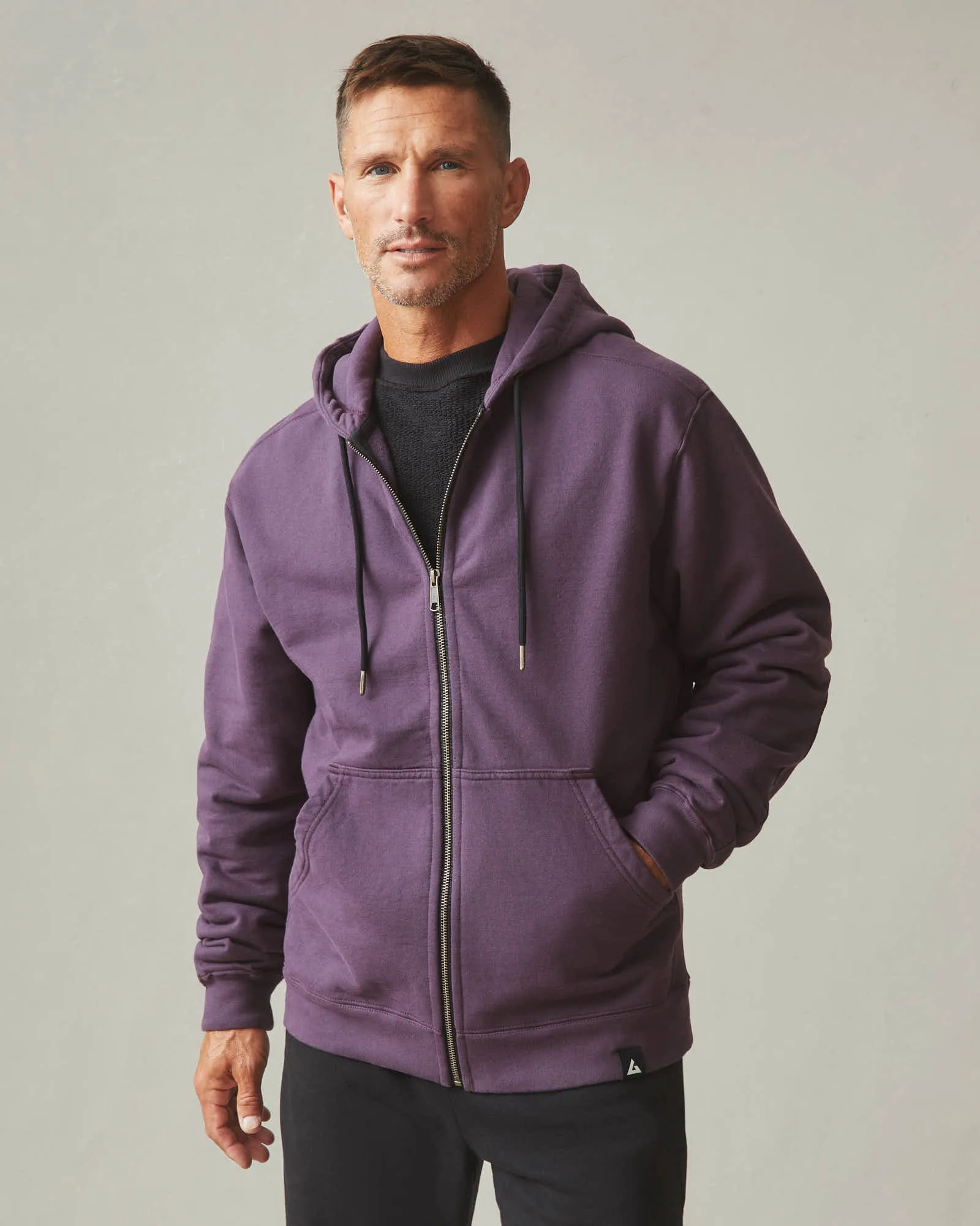 Relaxed Classic Full Zip - Grapeseed
